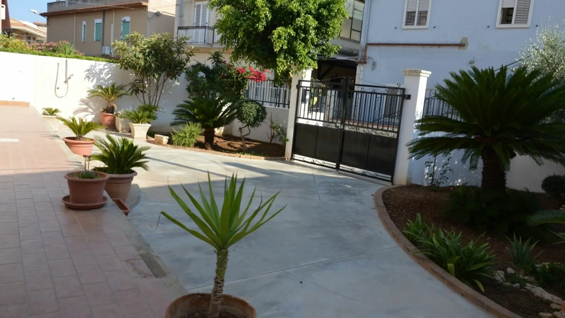Apartment With 2 Rooms In Avola, With Enclosed Garden And Wifi 120 M F
